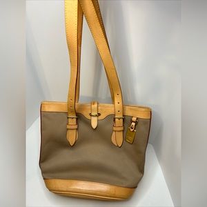 Dooney & Bourke Vintage Cabriolet Bucket Tote / Shoulder Bag Gray/Brown medium